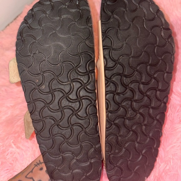 Birkenstock Cream Sandals with Gold Buckles - Picture 4 of 4